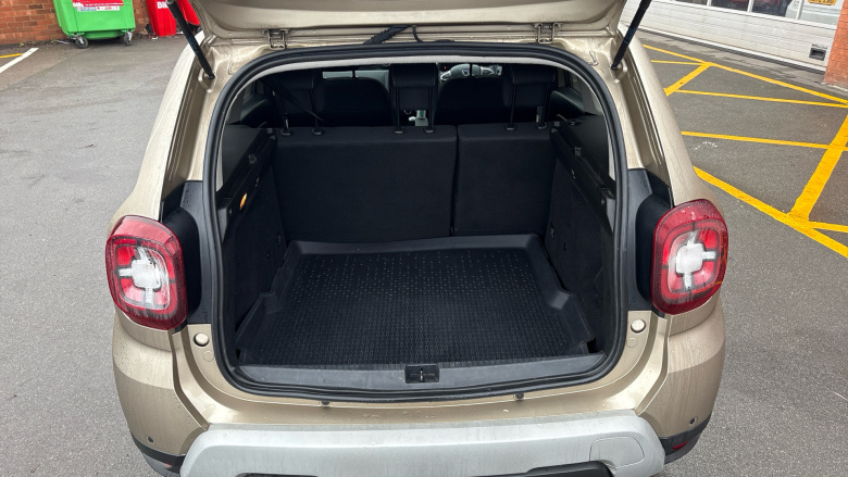 Dacia Duster 1.6 SCe Prestige 5dr Petrol Estate